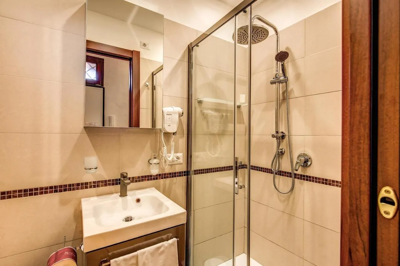 Отель Residenza San Calisto Рим